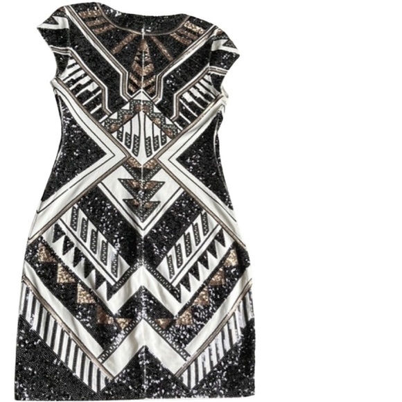 Monochrome Magic: Mini‎ Black & White Sequin Dress - Picture 3 of 6